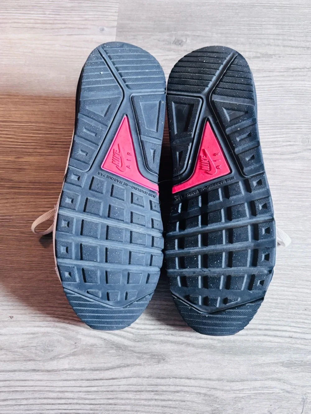 Nike Kids White Sneakers with orange Swoosh - Picture 5 of 5